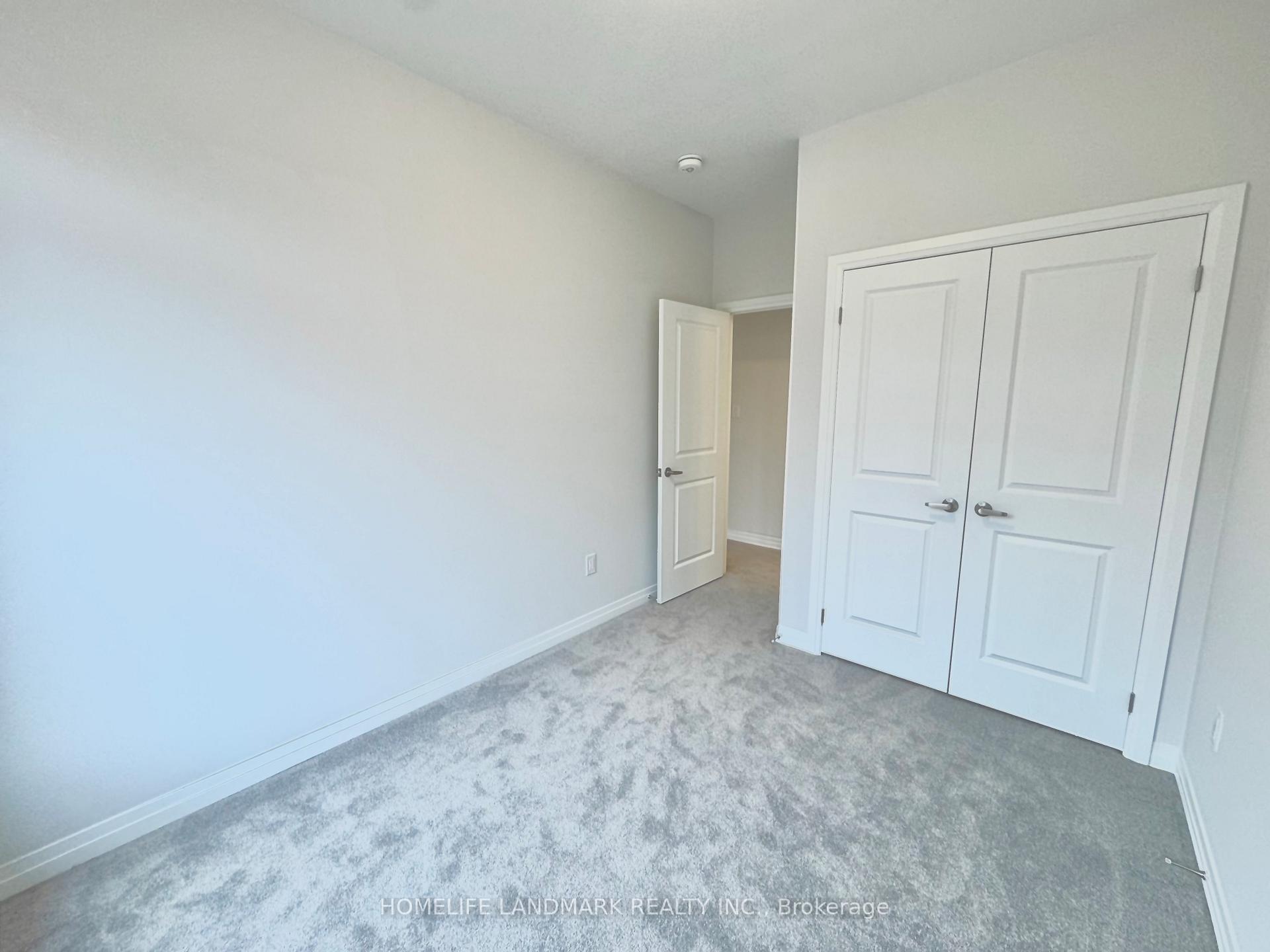 Photo 16 of 17 Frisinger Lane, Markham, Cornell — HOMEH