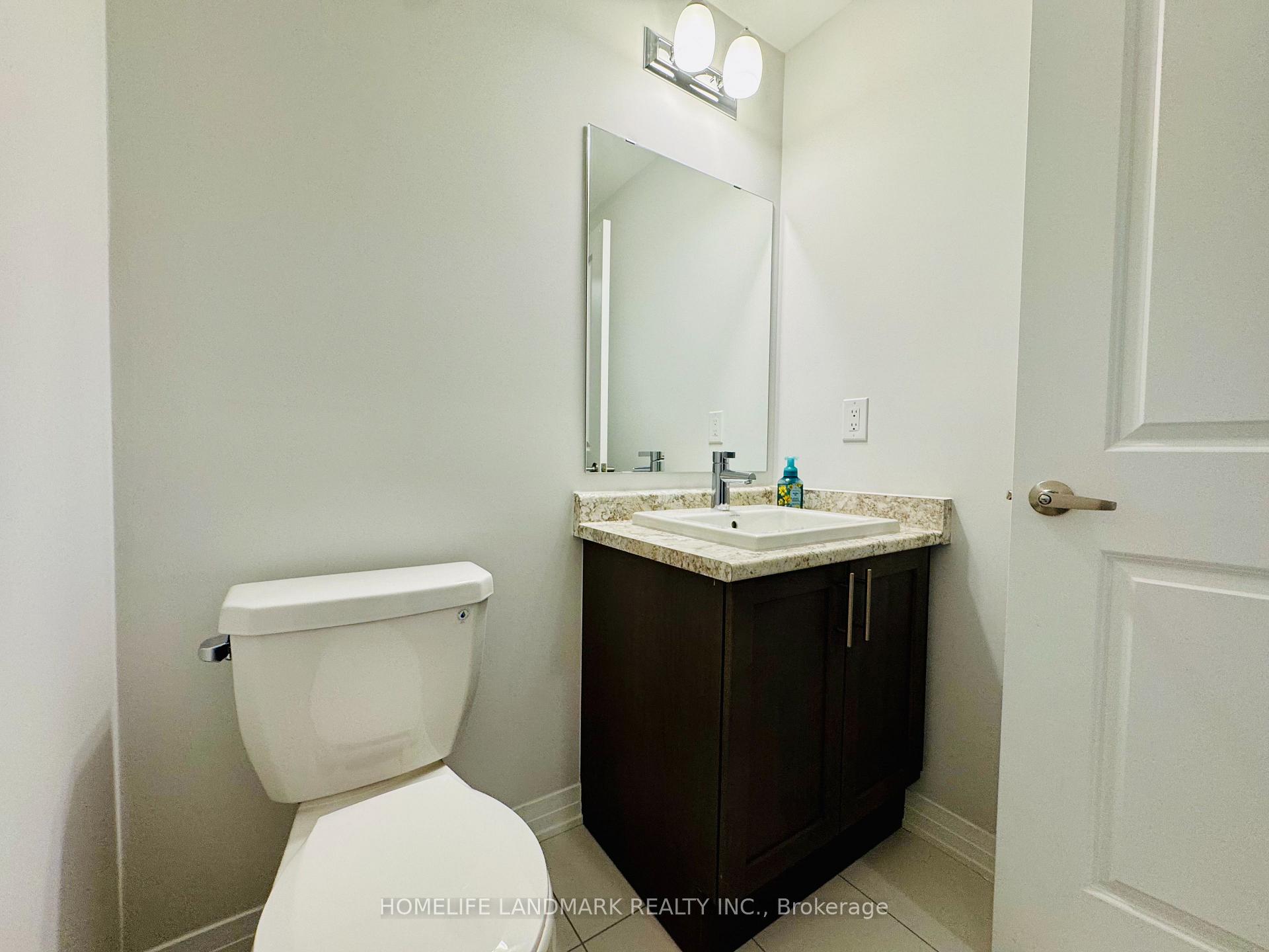 Photo 19 of 17 Frisinger Lane, Markham, Cornell — HOMEH