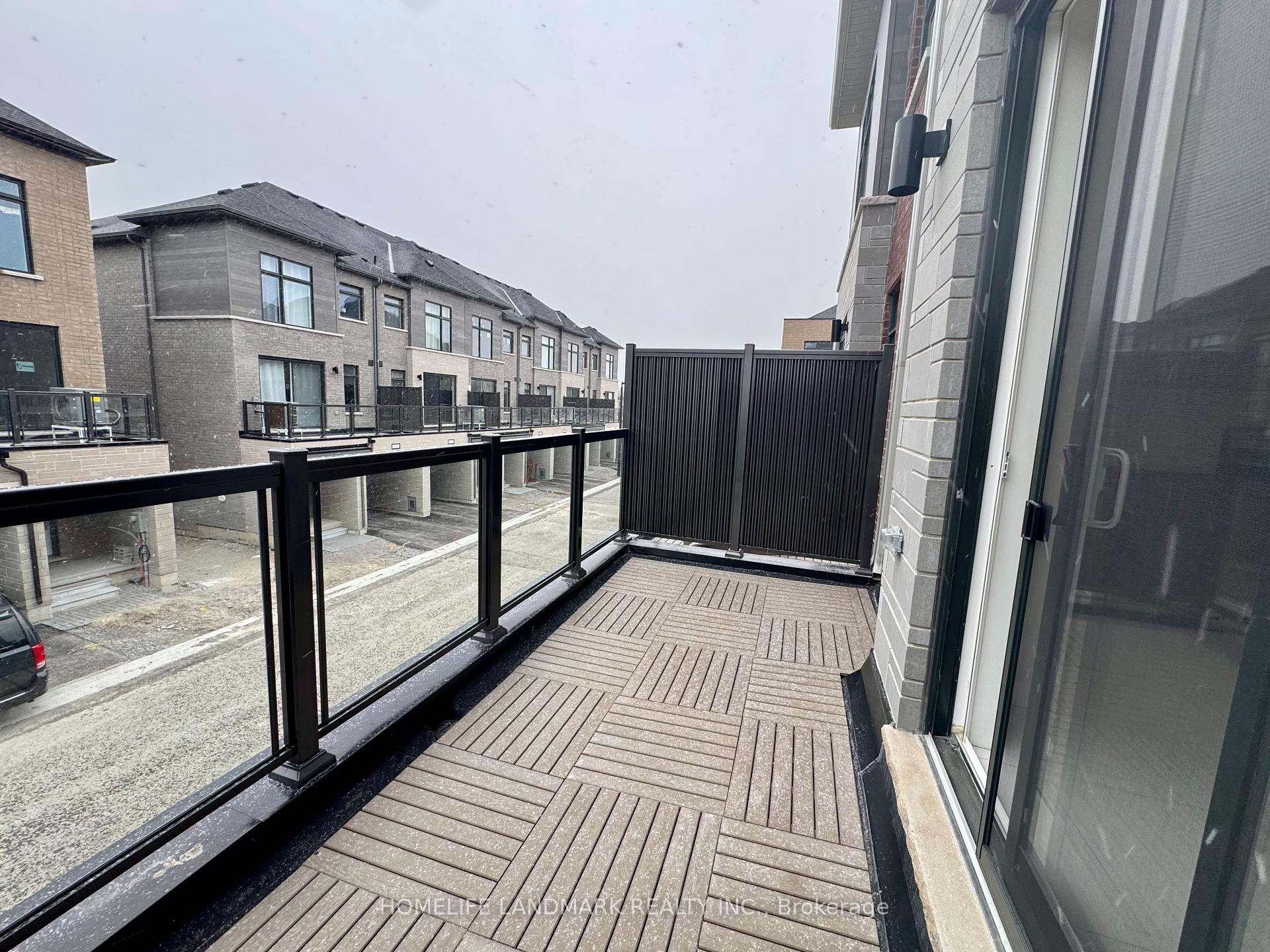 Photo 17 of 17 Frisinger Lane, Markham, Cornell — HOMEH