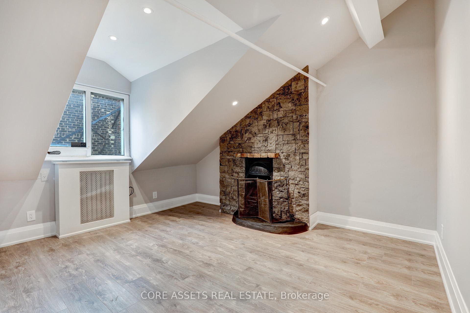 Photo 4 of Unit 4th Floor, 142 King Street E, Toronto, Moss Park — HOMEH