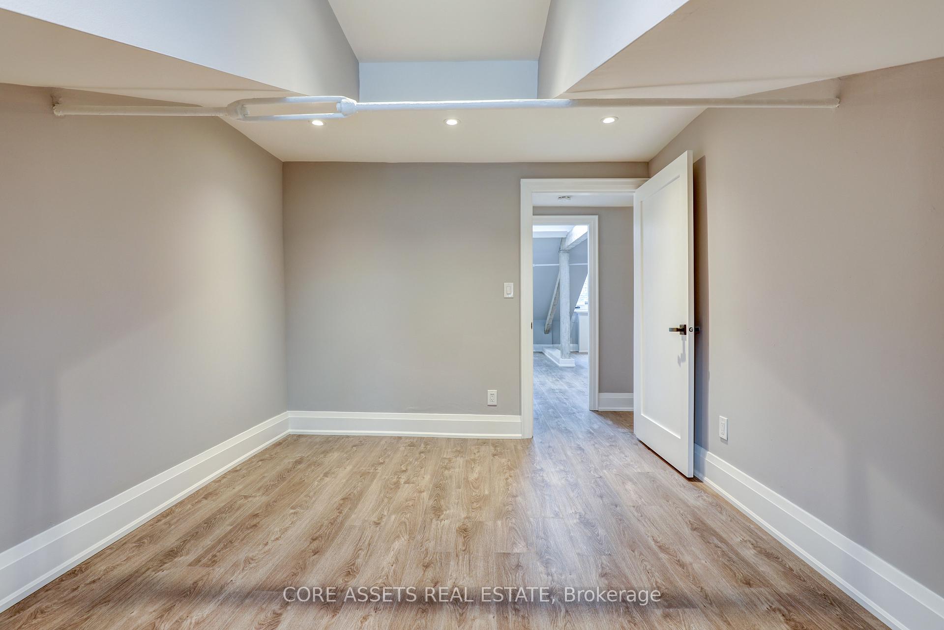 Photo 15 of Unit 4th Floor, 142 King Street E, Toronto, Moss Park — HOMEH