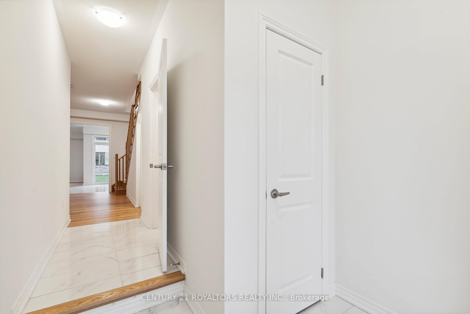 Photo 4 of 27 Prudhoe Terrace, Barrie, Rural Barrie Southeast — HOMEH