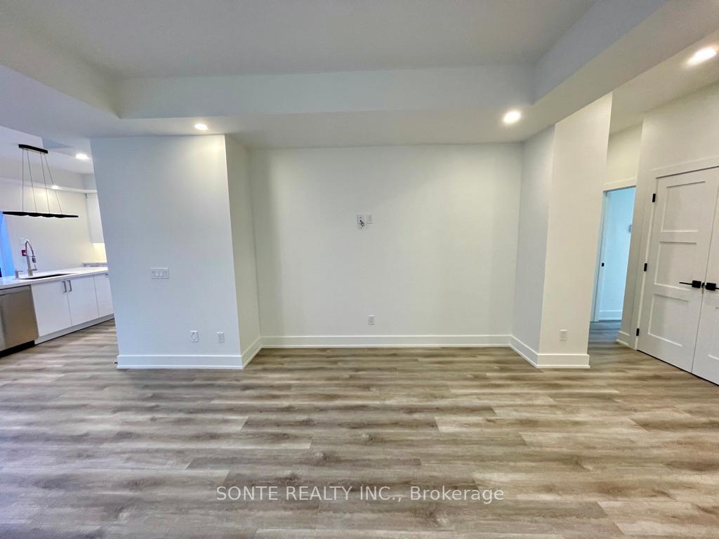 Photo 2 of Unit #101, 333 Palmerston Boulevard, Toronto, Palmerston-Little Italy — HOMEH
