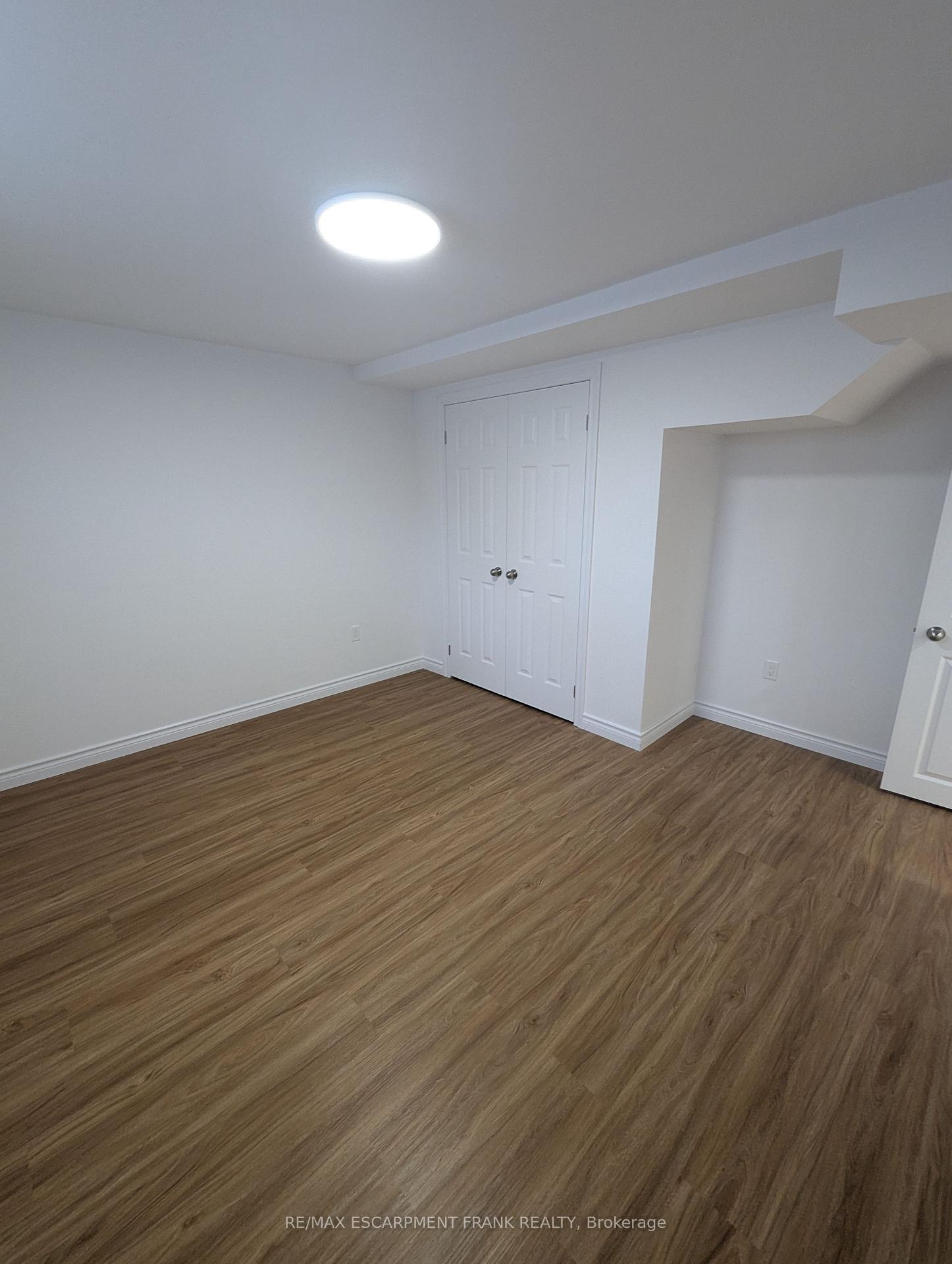 Photo 8 of Unit BASEMENT, 18 Blossom Lane, Hamilton, Kernighan — HOMEH