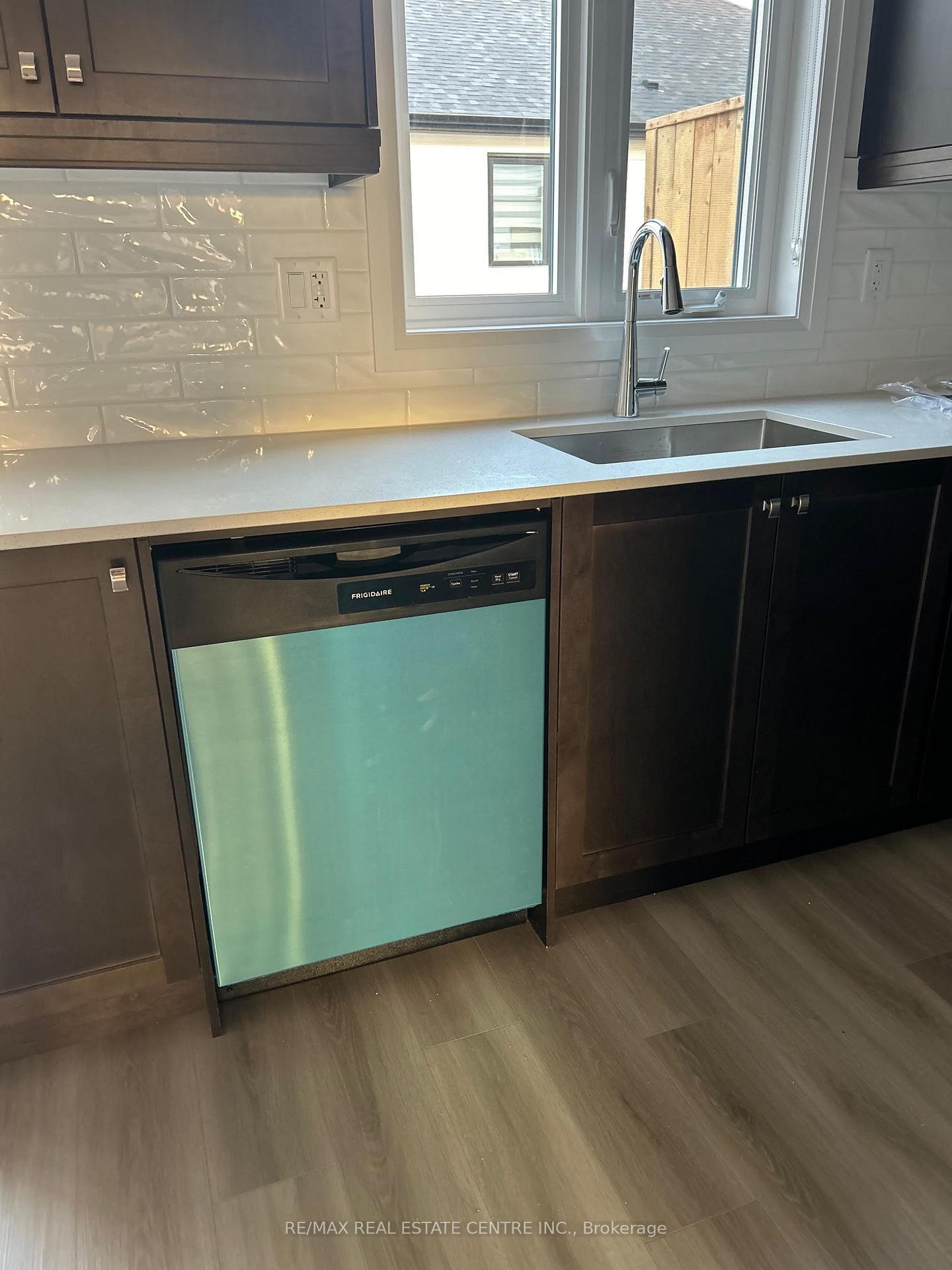 Photo 27 of Unit 35, 55 Tom Brown Drive, Brant, Paris — HOMEH