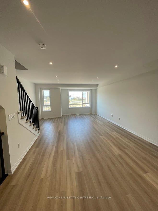 Photo 13 of Unit 35, 55 Tom Brown Drive, Brant, Paris — HOMEH