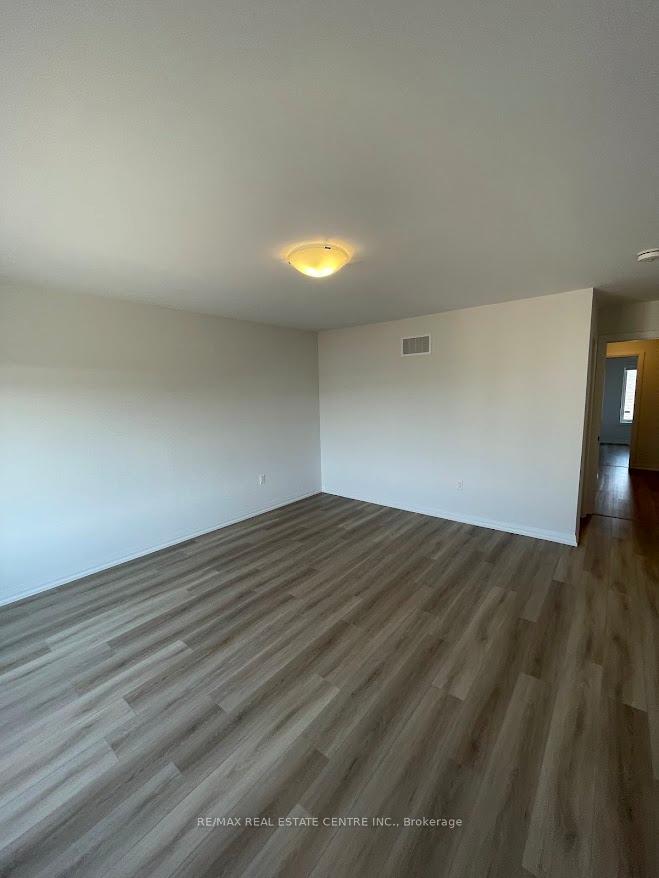 Photo 19 of Unit 35, 55 Tom Brown Drive, Brant, Paris — HOMEH