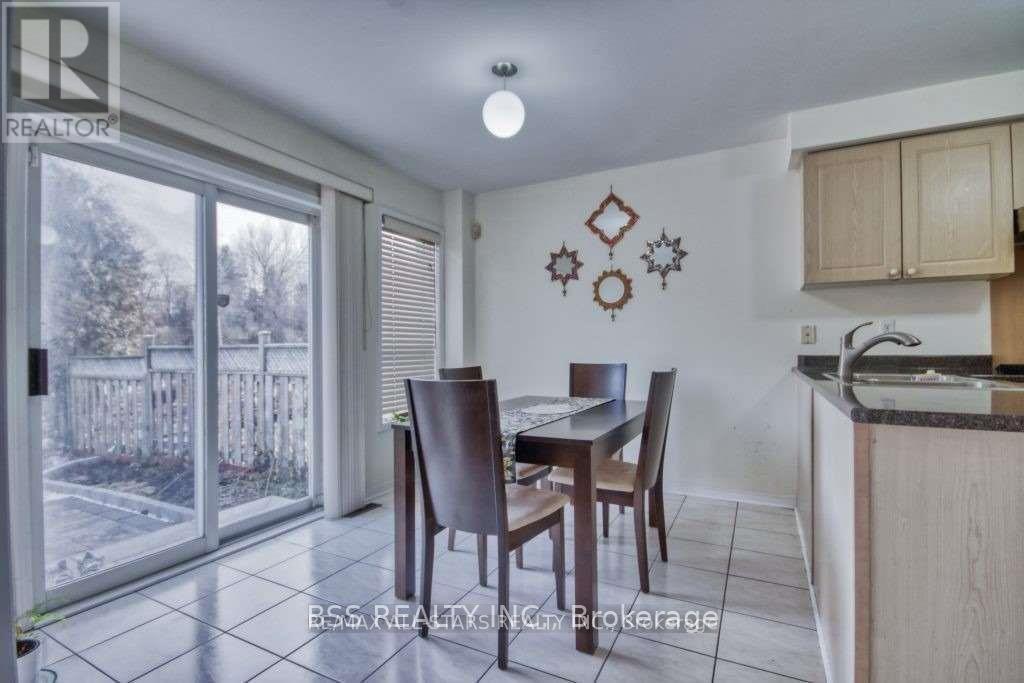 Photo 5 of 29 Castlethorpe Drive, Scarborough, Cliffcrest — HOMEH