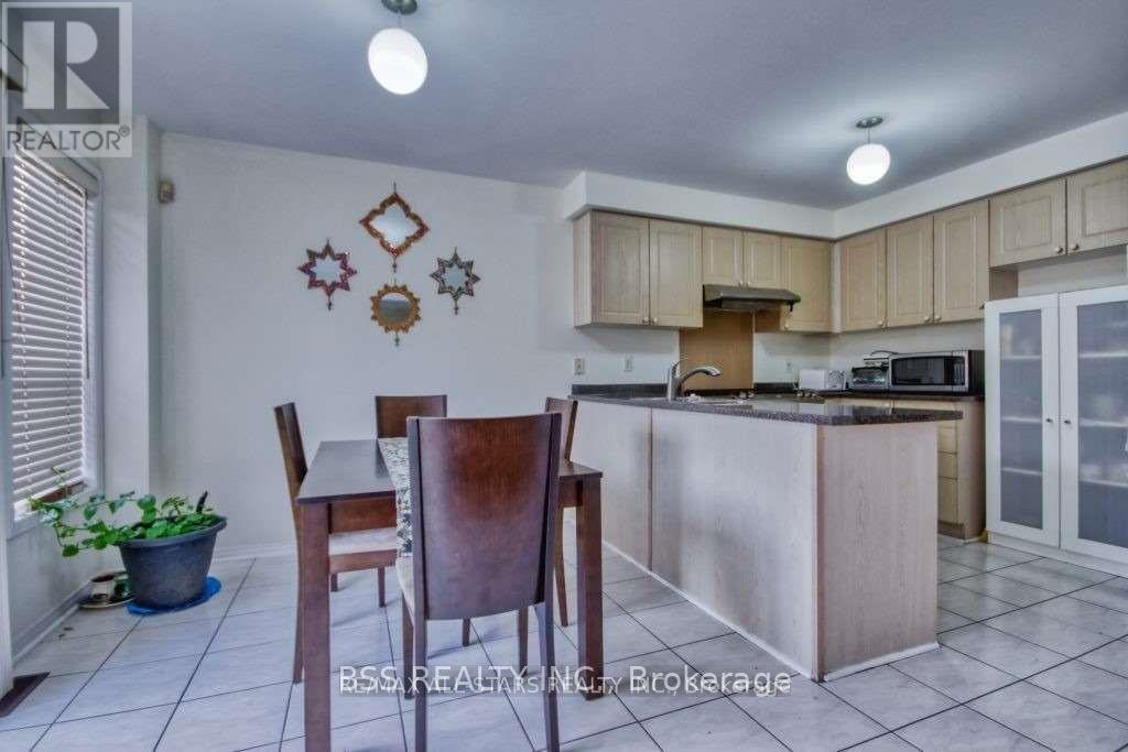 Photo 15 of 29 Castlethorpe Drive, Scarborough, Cliffcrest — HOMEH