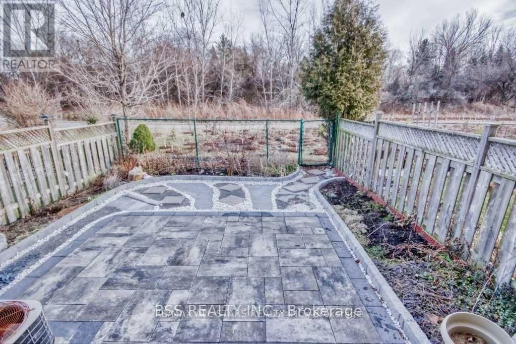 Photo 12 of 29 Castlethorpe Drive, Scarborough, Cliffcrest — HOMEH