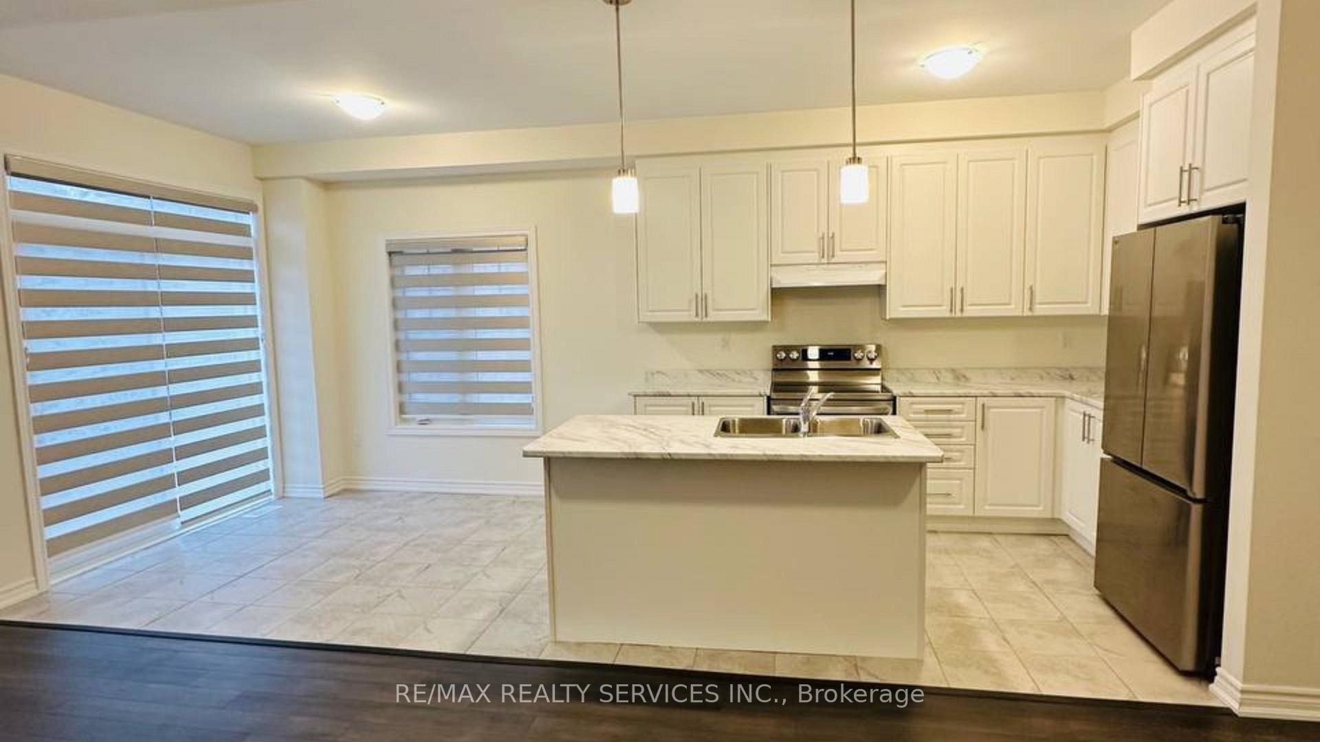 Photo 9 of 130 North Garden Boulevard, Scugog, Port Perry — HOMEH