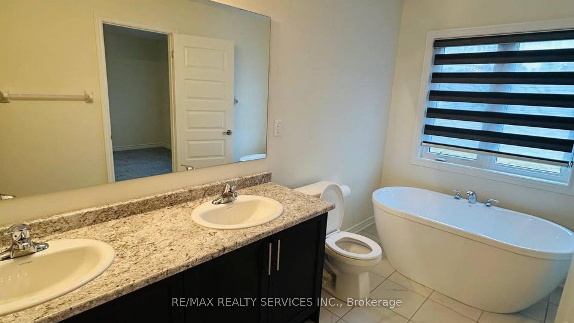 Photo 6 of 130 North Garden Boulevard, Scugog, Port Perry — HOMEH