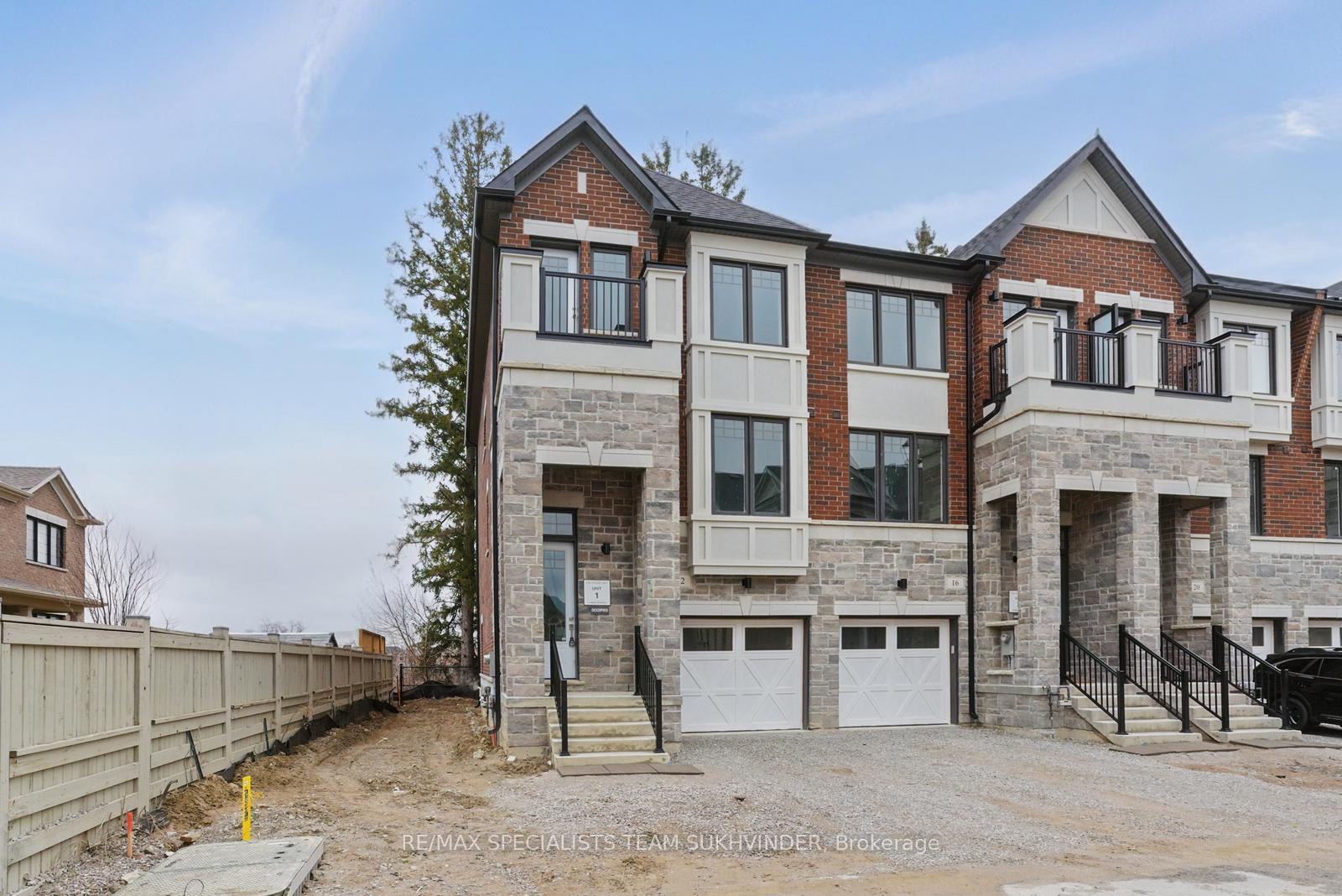 Photo 4 of 12 Arbour Green Crescent, Vaughan, Kleinburg — HOMEH