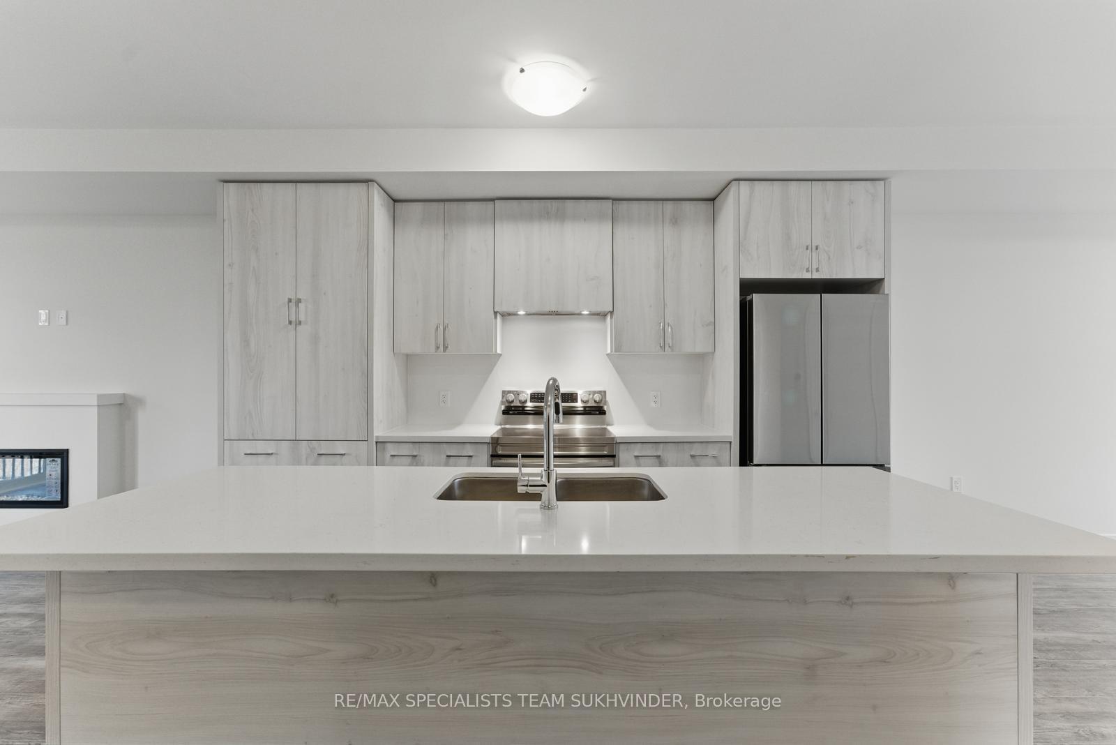 Photo 12 of 12 Arbour Green Crescent, Vaughan, Kleinburg — HOMEH