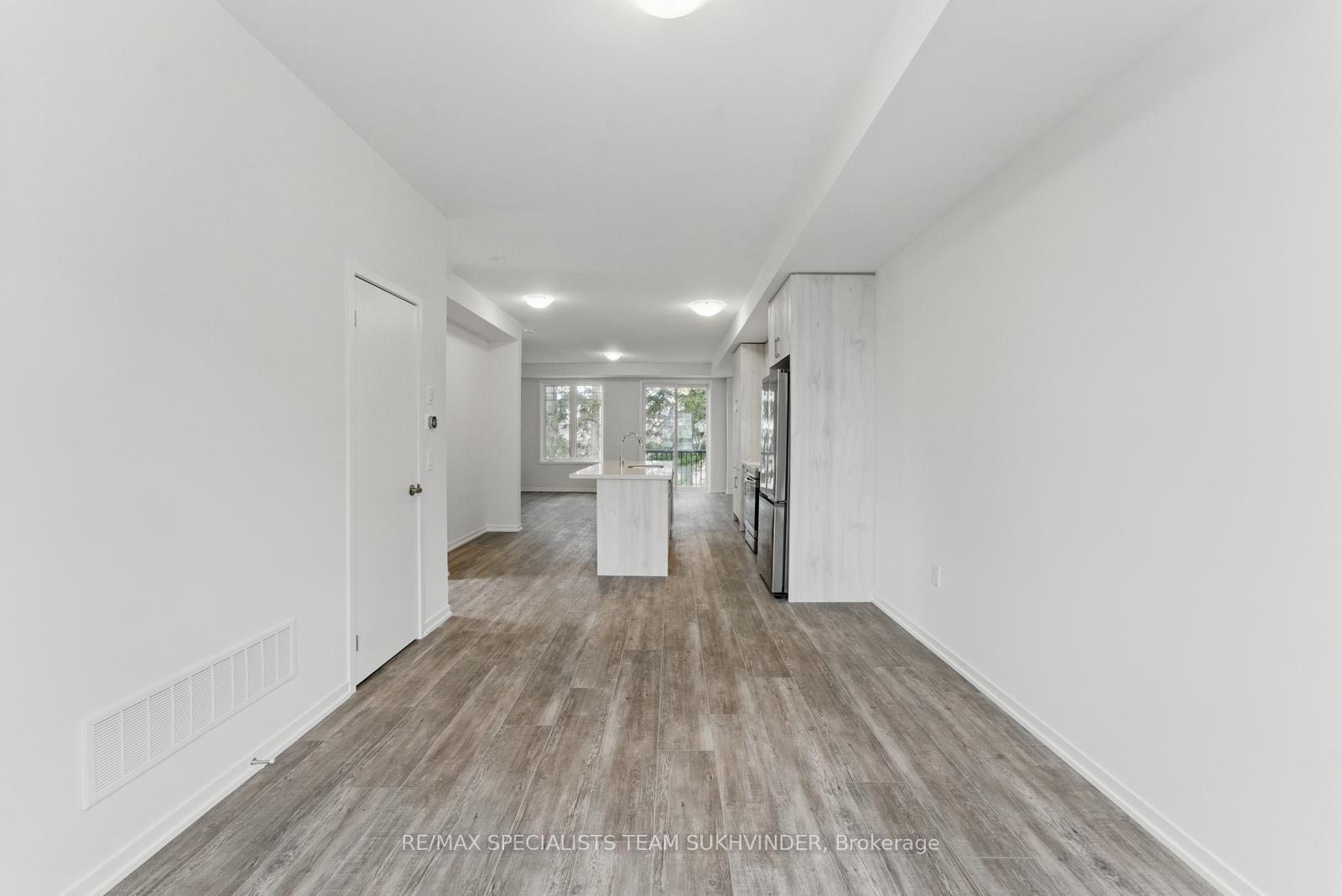 Photo 35 of 12 Arbour Green Crescent, Vaughan, Kleinburg — HOMEH