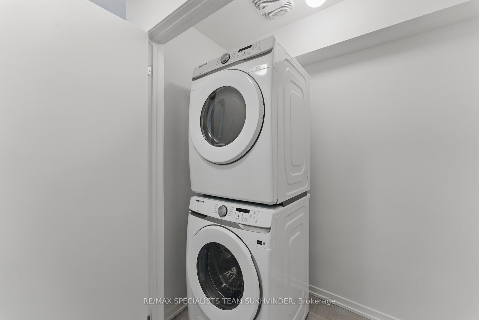 Photo 36 of 12 Arbour Green Crescent, Vaughan, Kleinburg — HOMEH
