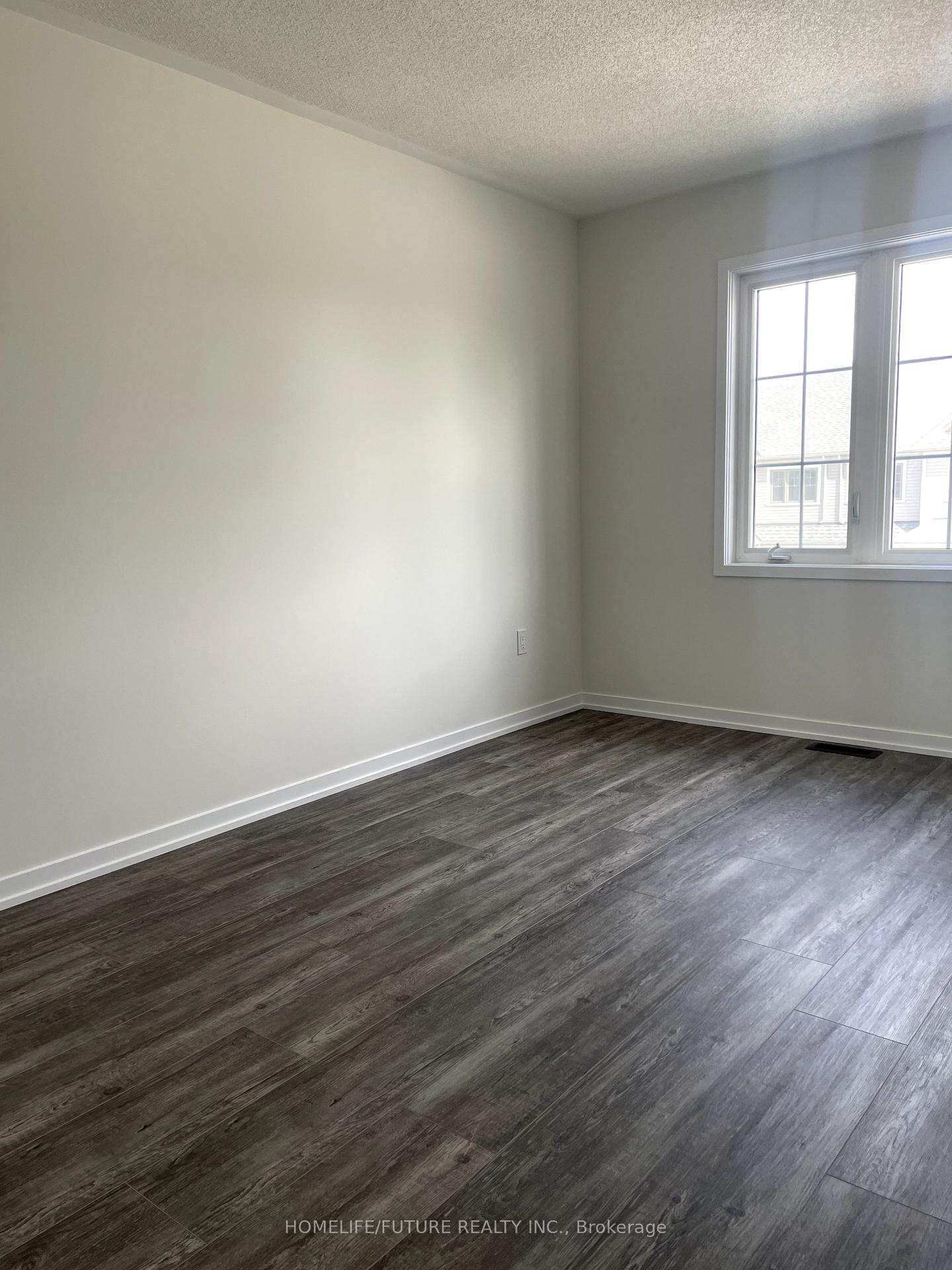 Photo 10 of 2094 Cayenne Street, Oshawa, Kedron — HOMEH
