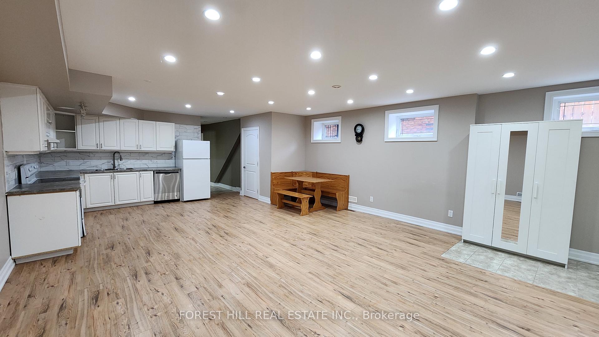 Photo 14 of 241 Floyd Avenue, Toronto, Danforth Village-East York — HOMEH