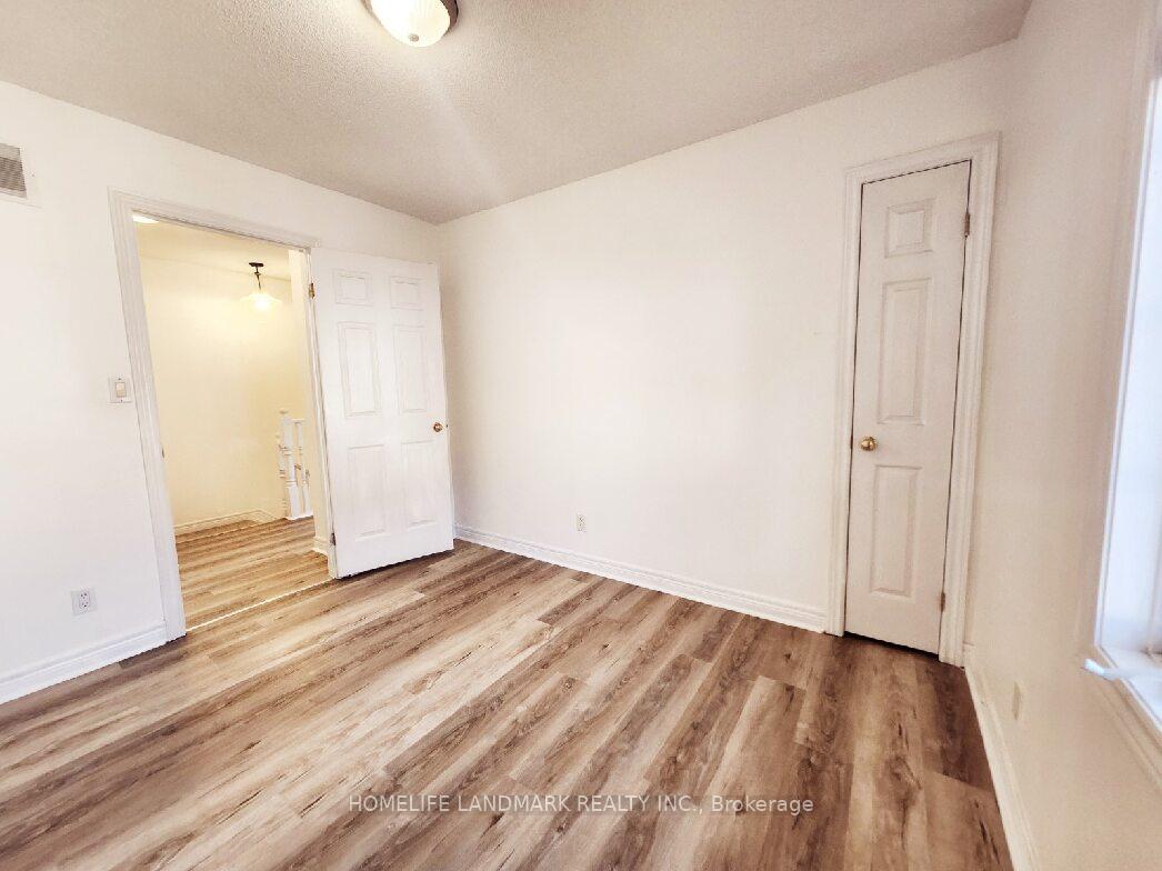 Photo 7 of Unit C, 8 Brown Drive, St. Catharines, Rykert/Vansickle — HOMEH