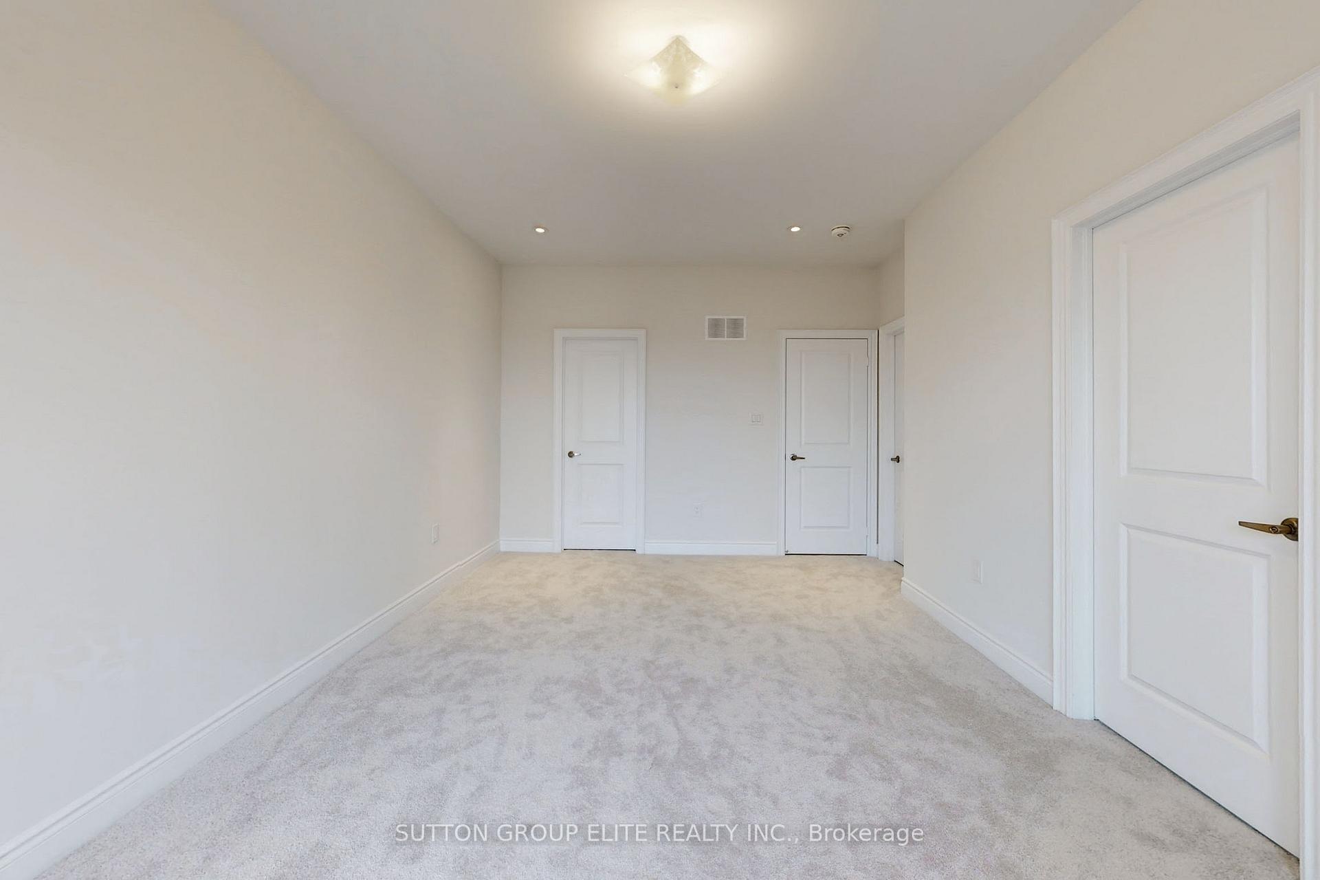 Photo 11 of 395 Tennant Circle, Vaughan, Vellore Village — HOMEH