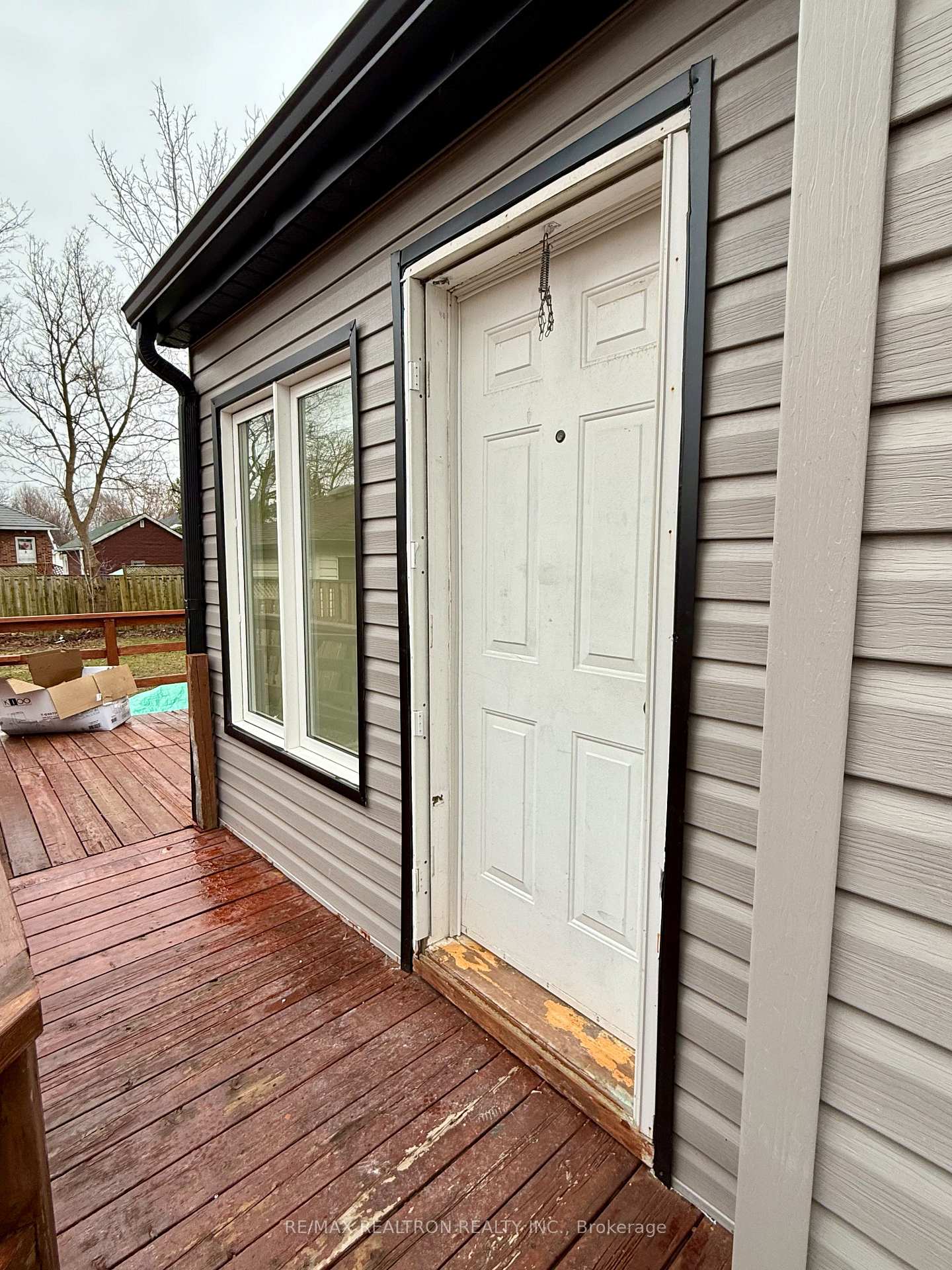 Photo 16 of Unit 1&2, 291 Eulalie Avenue, Oshawa, Central — HOMEH