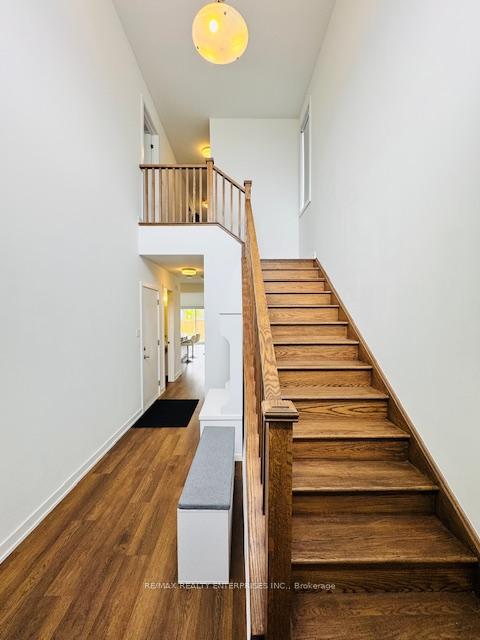 Photo 3 of 29 Lowes Road W, Guelph, Clairfields/Hanlon Business Park — HOMEH