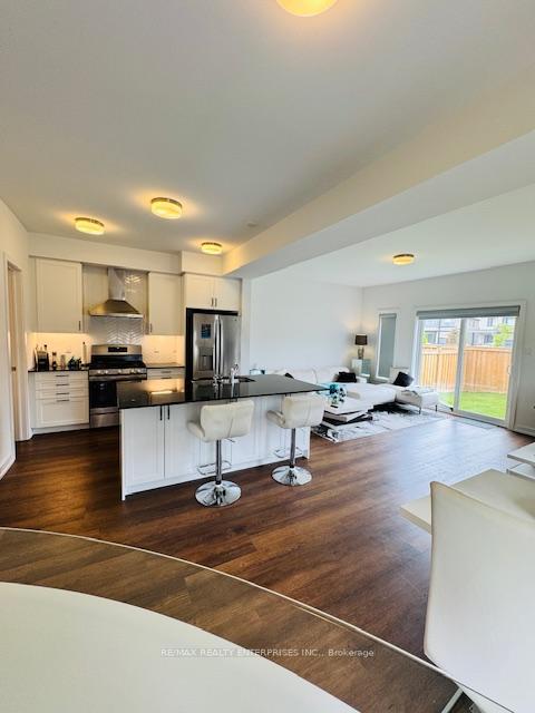 Photo 5 of 29 Lowes Road W, Guelph, Clairfields/Hanlon Business Park — HOMEH