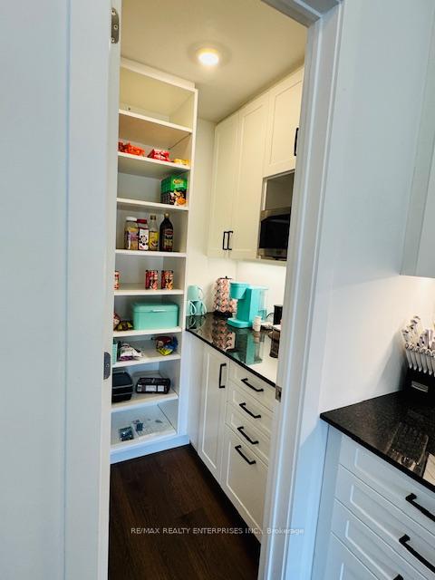 Photo 9 of 29 Lowes Road W, Guelph, Clairfields/Hanlon Business Park — HOMEH