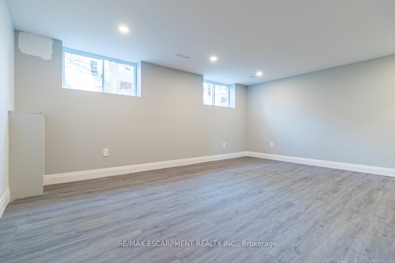 Photo 16 of Unit 2, 176 Mohawk Road W, Hamilton, Mohawk — HOMEH