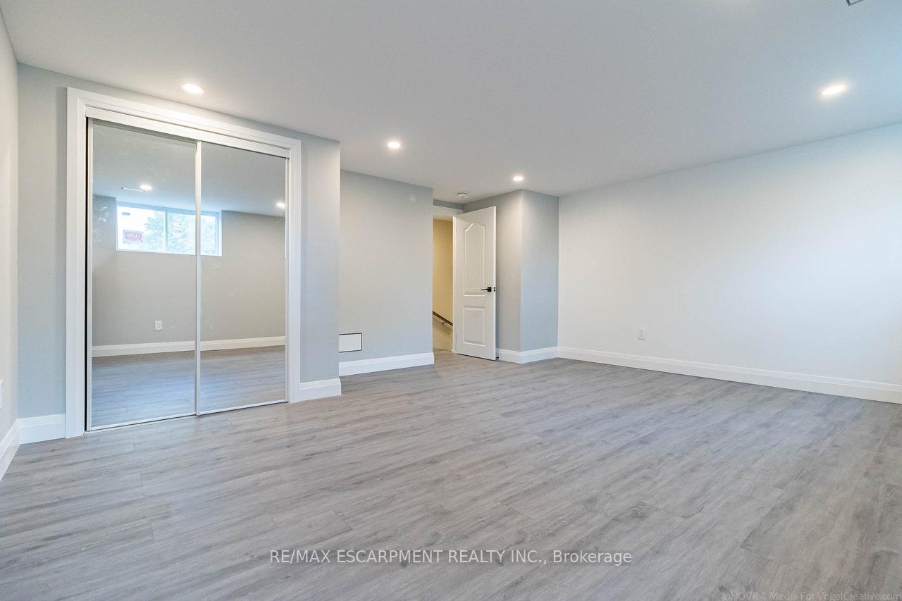 Photo 14 of Unit 2, 176 Mohawk Road W, Hamilton, Mohawk — HOMEH
