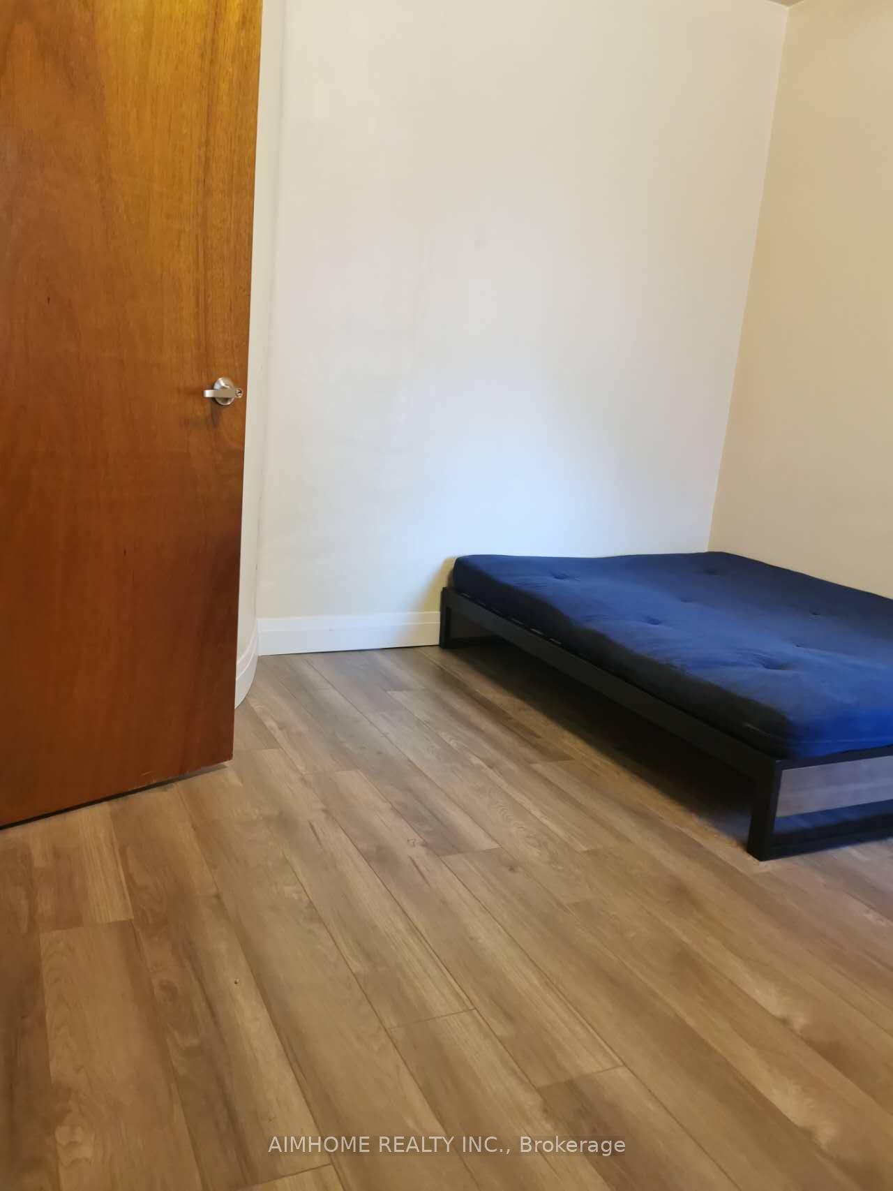 Photo 2 of Unit 2FL 1BR, 44 Robinson Street, Toronto, Trinity-Bellwoods — HOMEH