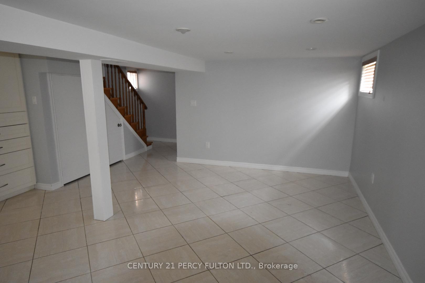 Photo 4 of 99 Galbraith (Lower Level) Avenue, Toronto, O'Connor-Parkview — HOMEH