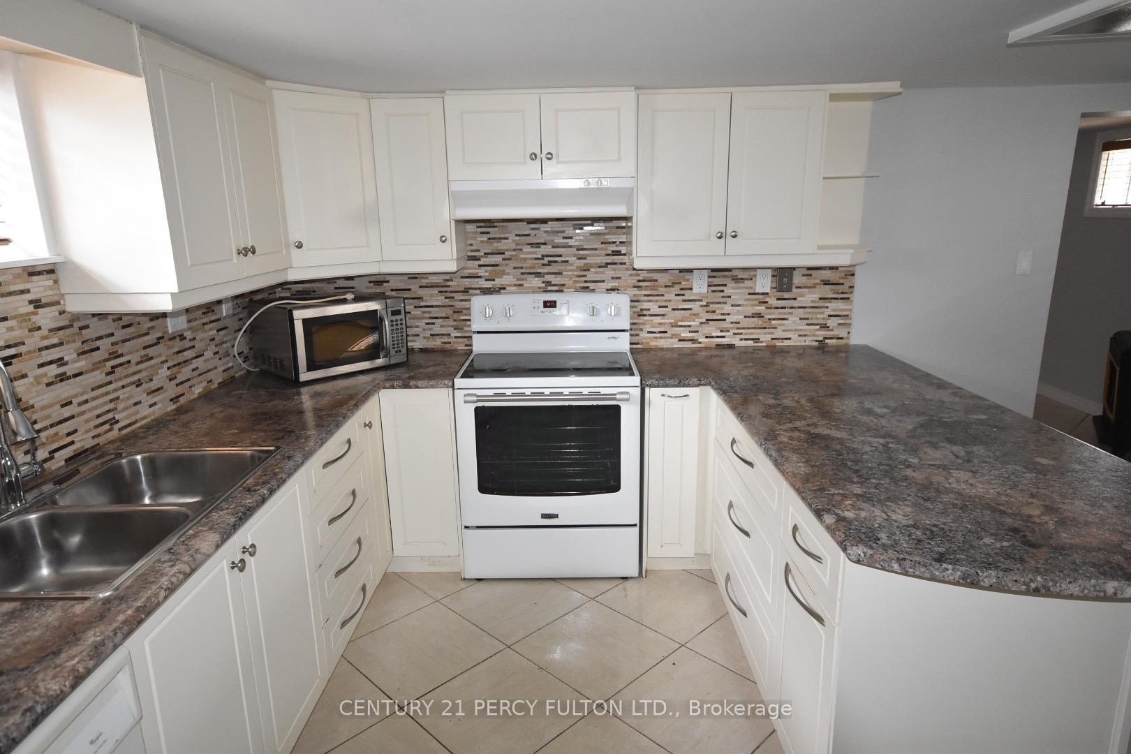 Photo 5 of 99 Galbraith (Lower Level) Avenue, Toronto, O'Connor-Parkview — HOMEH