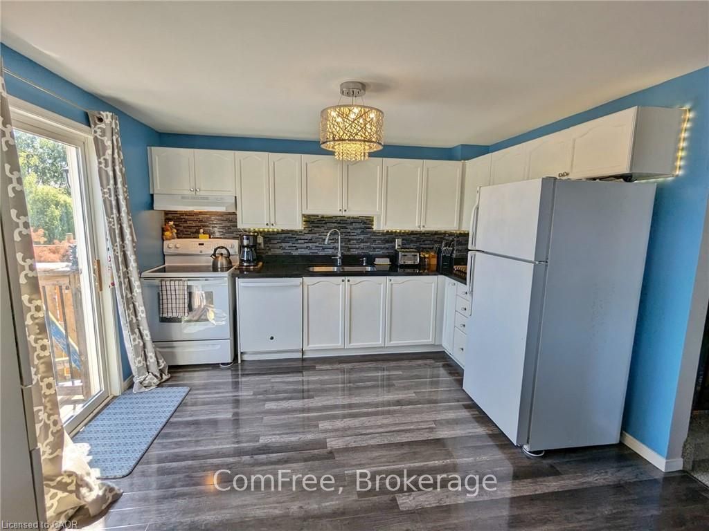 Photo 12 of 48 Dunsmore Lane, Barrie, Georgian Drive — HOMEH