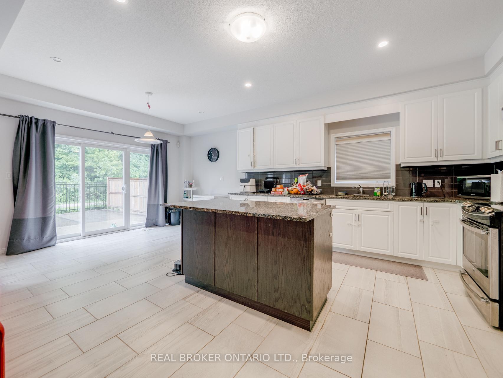 Photo 15 of 326 Moorland Crescent, Kitchener — HOMEH