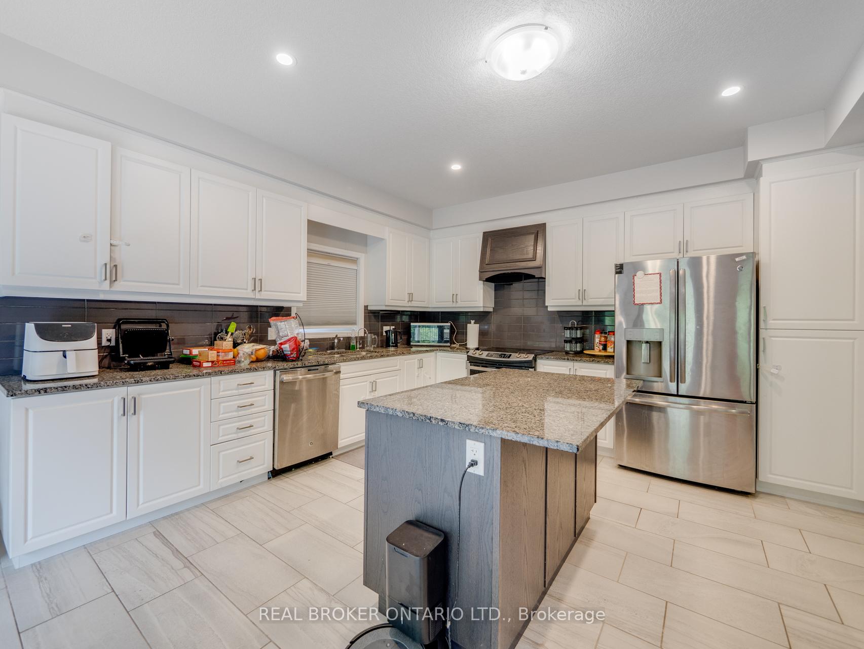 Photo 20 of 326 Moorland Crescent, Kitchener — HOMEH