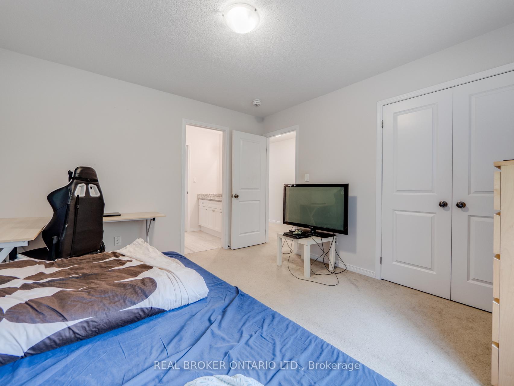 Photo 33 of 326 Moorland Crescent, Kitchener — HOMEH