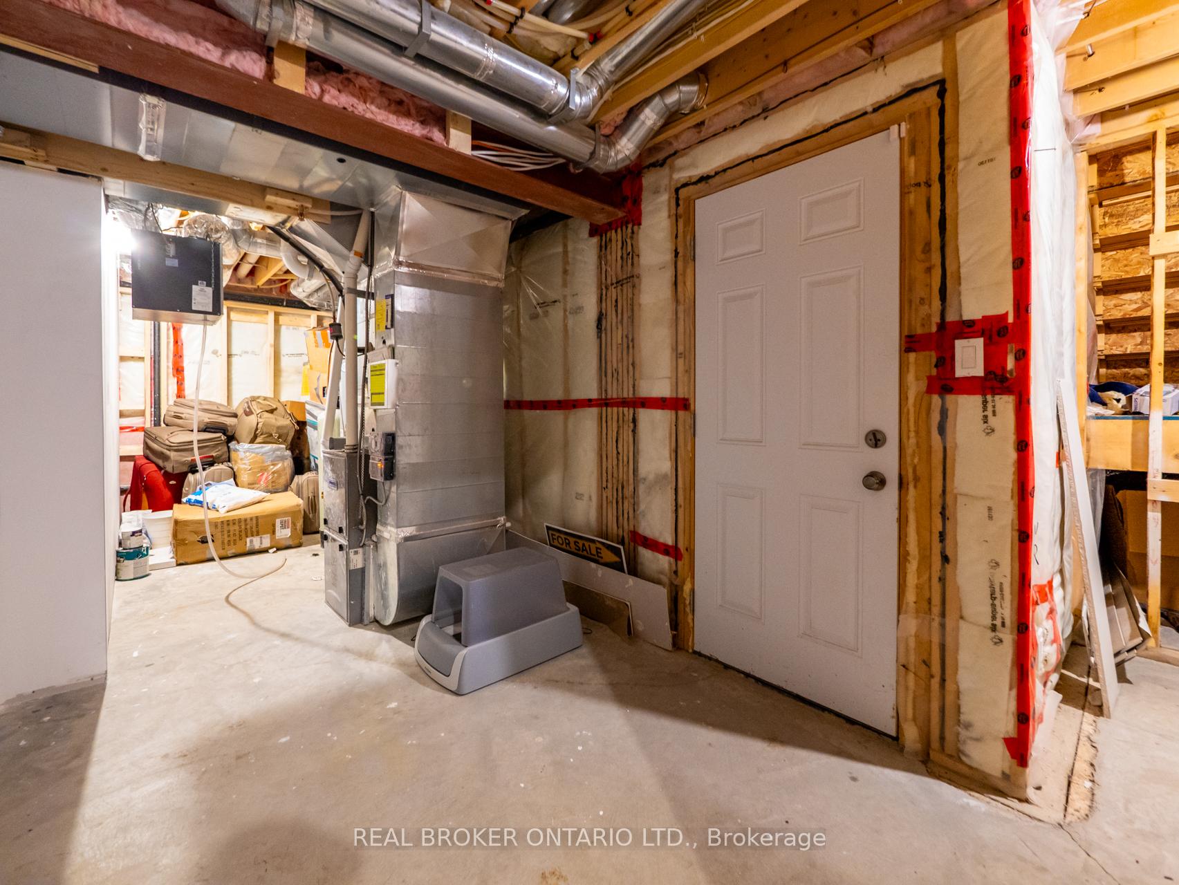 Photo 36 of 326 Moorland Crescent, Kitchener — HOMEH