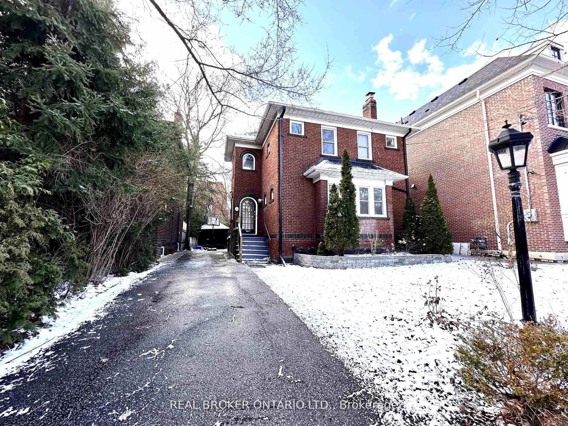 Front of 25 Cheritan Avenue