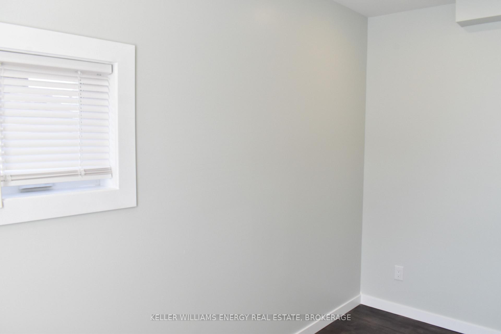 Photo 8 of Unit Main Unit, 484 Albert Street, Oshawa, Central — HOMEH
