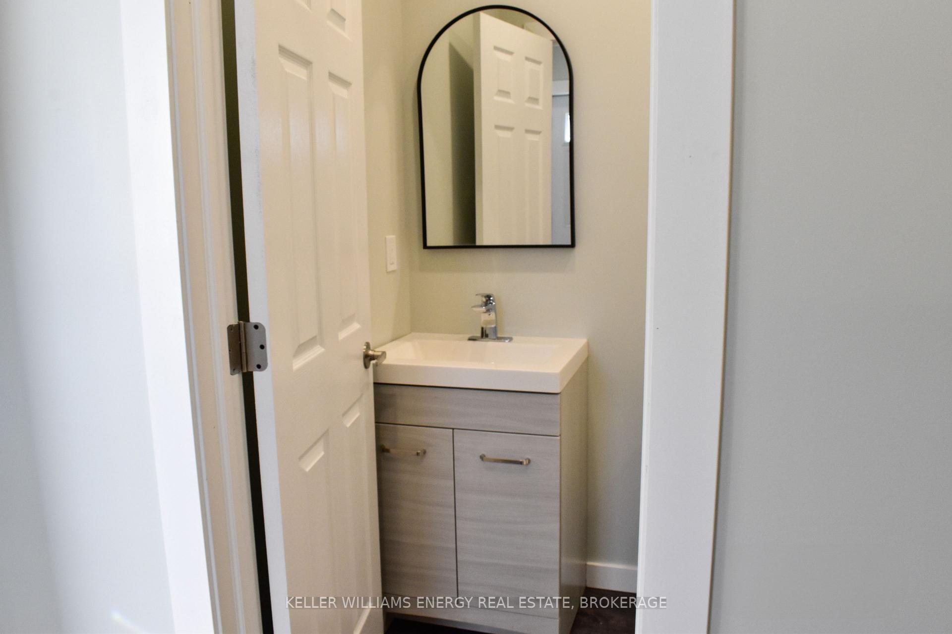 Photo 11 of Unit Main Unit, 484 Albert Street, Oshawa, Central — HOMEH