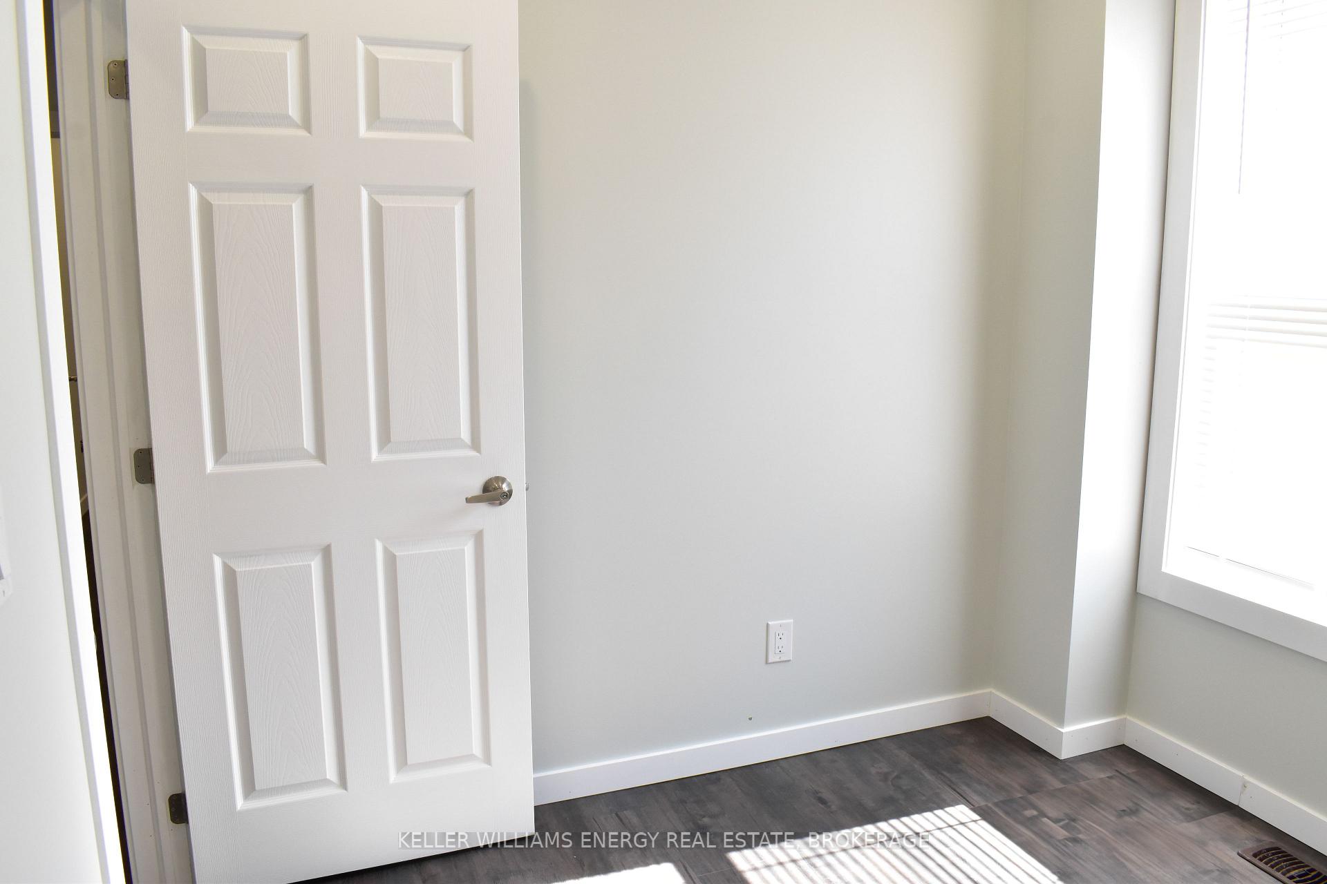 Photo 24 of Unit Main Unit, 484 Albert Street, Oshawa, Central — HOMEH