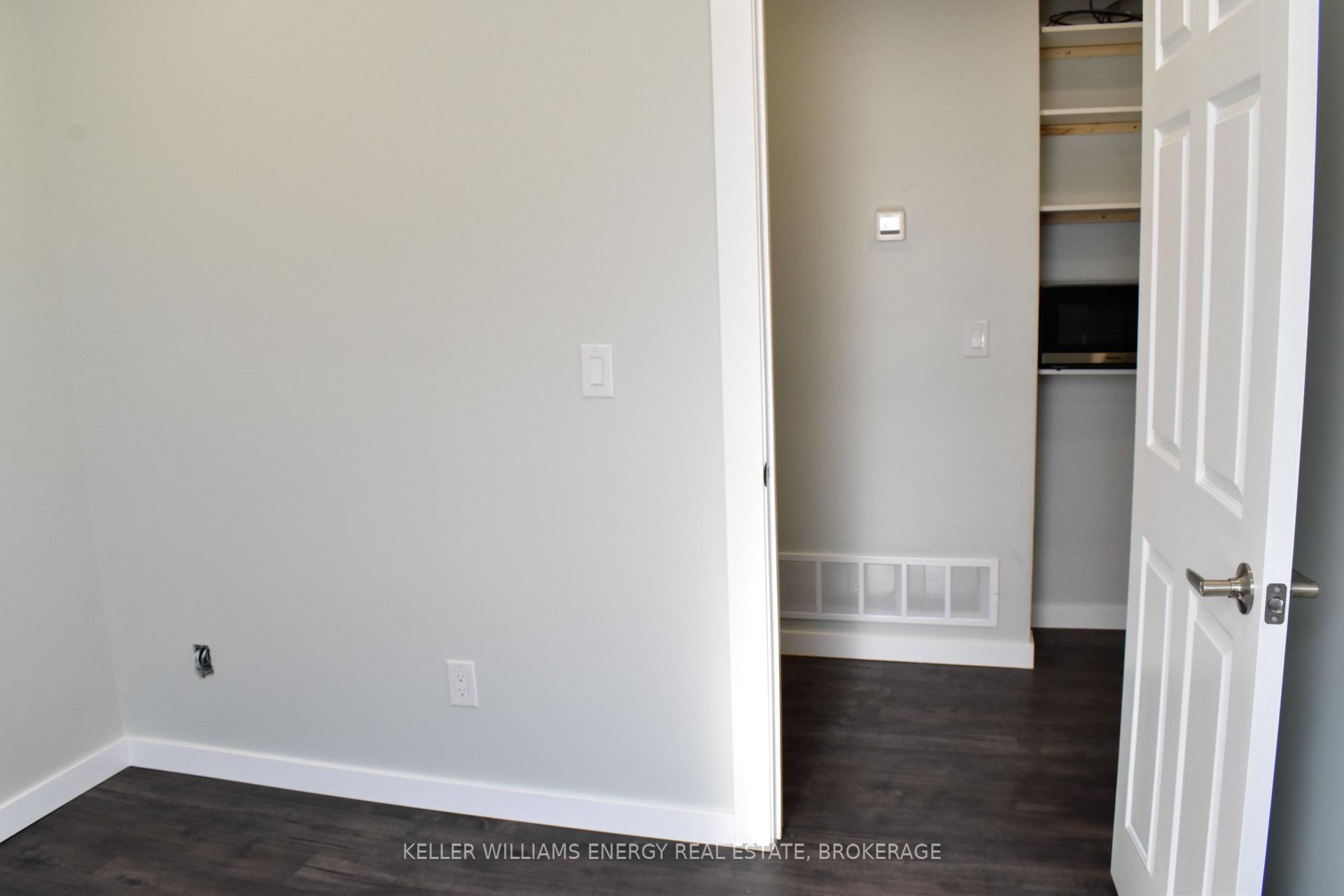 Photo 40 of Unit Main Unit, 484 Albert Street, Oshawa, Central — HOMEH