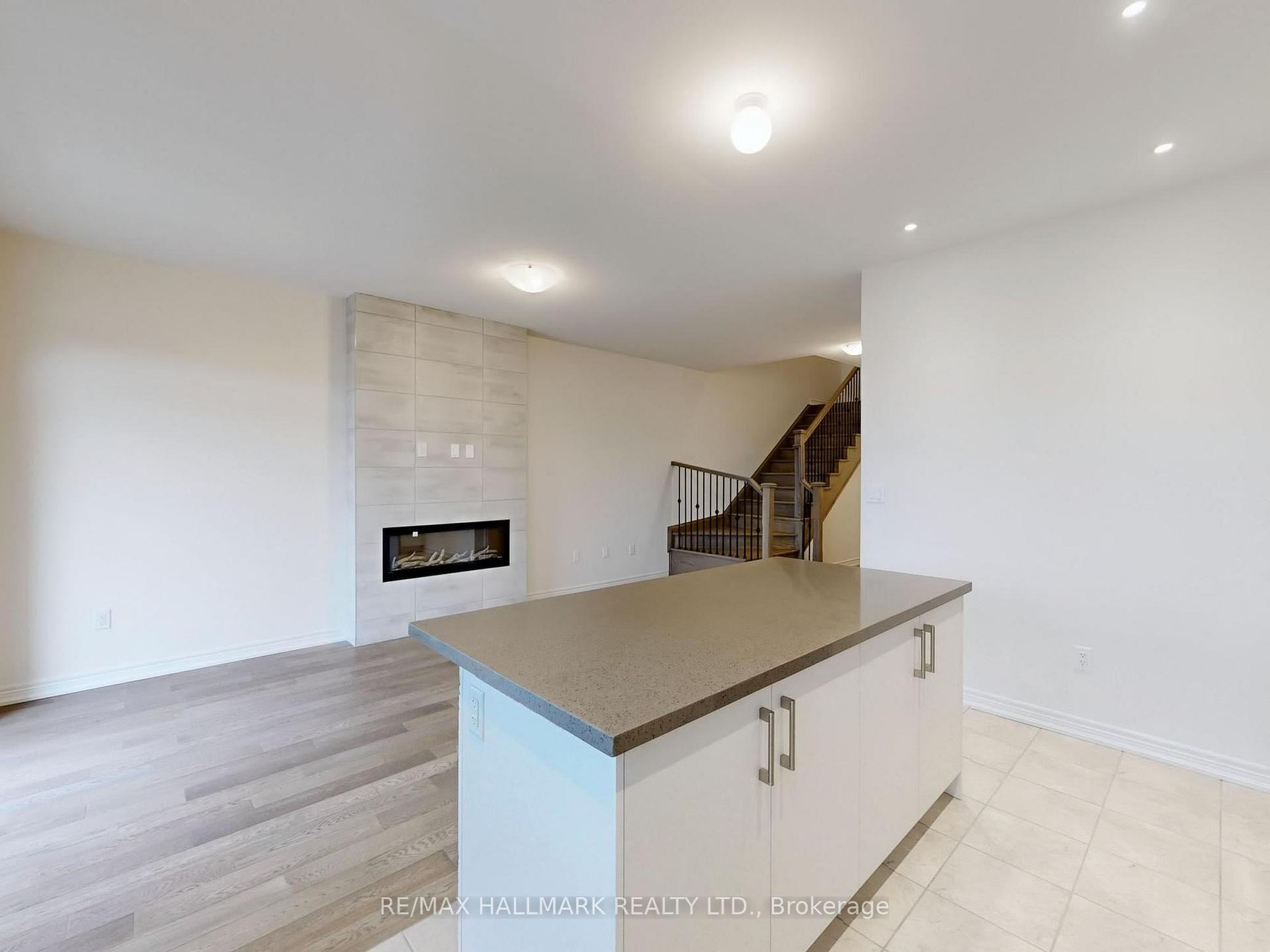 Photo 10 of 1104 Pisces Trail, Pickering, Rural Pickering — HOMEH