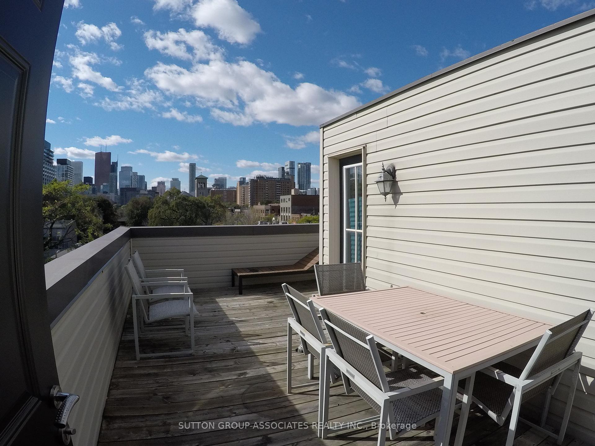 Photo 16 of 43 Saint Paul Street, Toronto, Moss Park — HOMEH