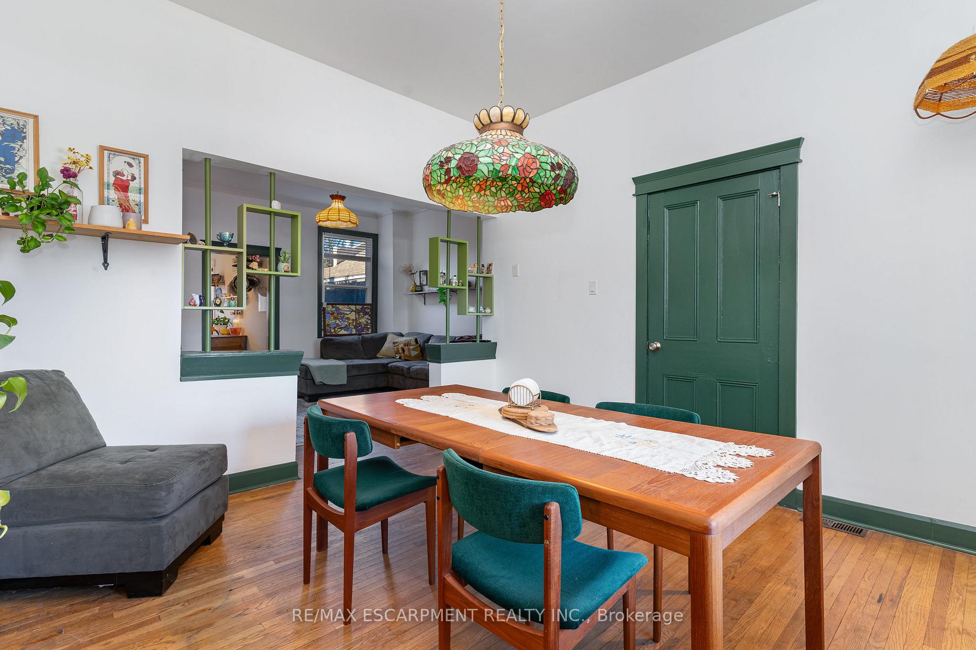 Photo 3 of 285 Mary Street, Hamilton, Beasley — HOMEH