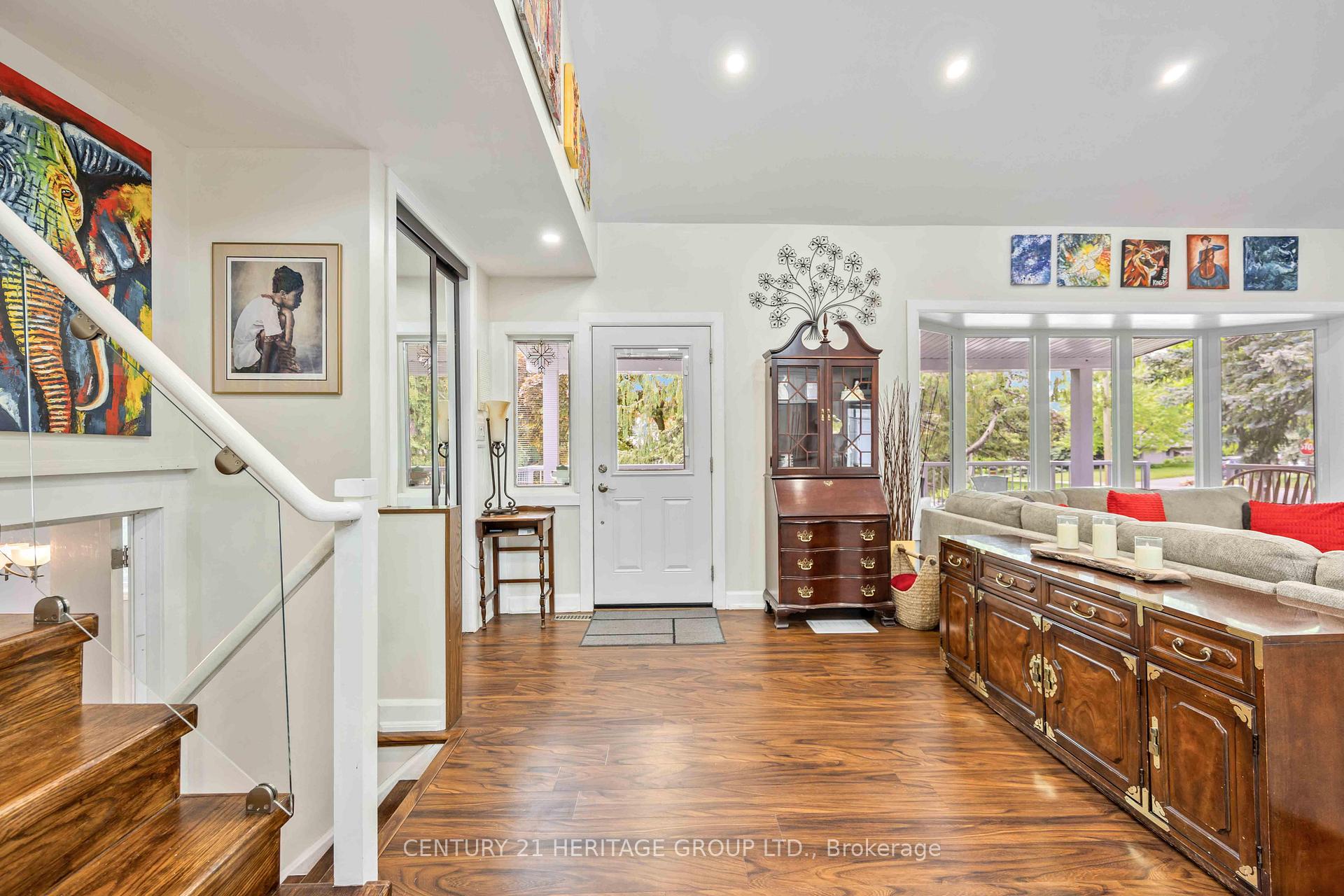 Photo 10 of Unit Upper, 5 Idleswift Drive, Vaughan, Uplands — HOMEH