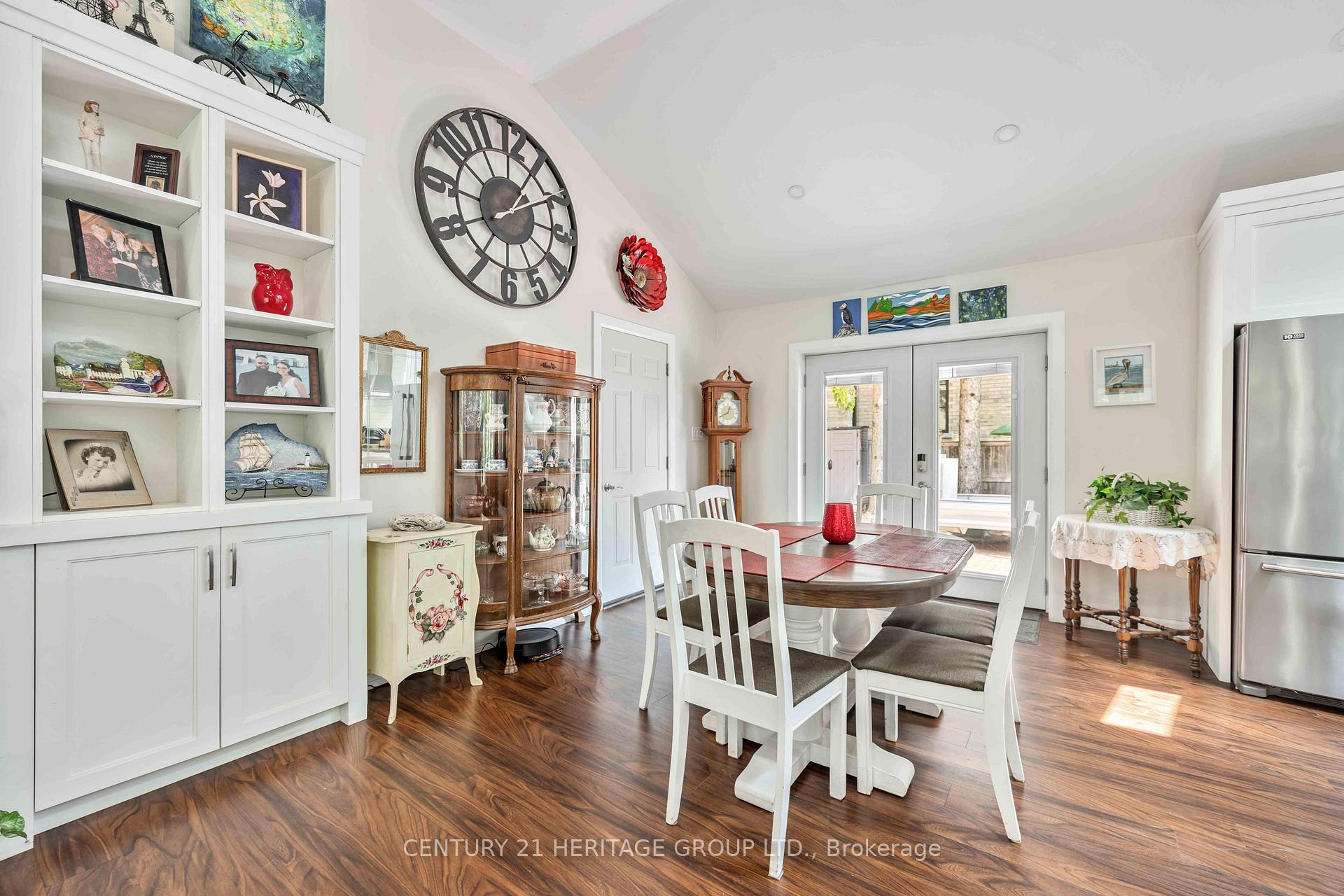 Photo 17 of Unit Upper, 5 Idleswift Drive, Vaughan, Uplands — HOMEH
