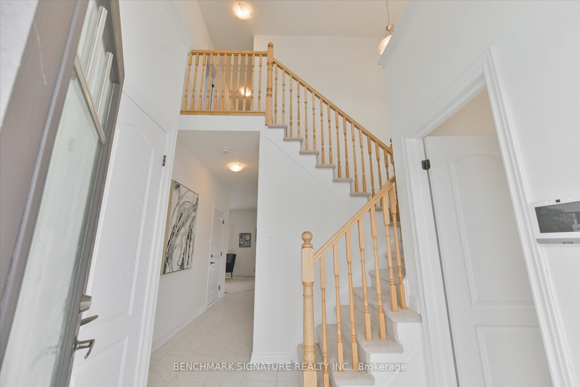 Photo 7 of 172 Summerset Drive, Barrie, Ardagh — HOMEH