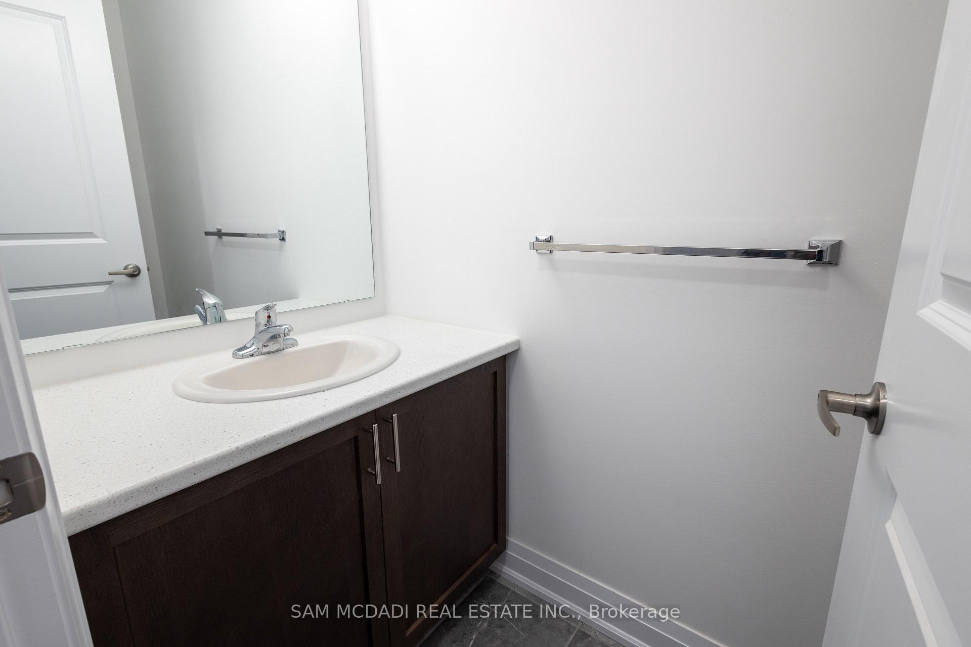 Photo 7 of Unit UPPER, 114 Franklin Trail, Barrie, Rural Barrie Southwest — HOMEH